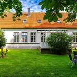 Alte Pastorei Wiefels Feriehus *